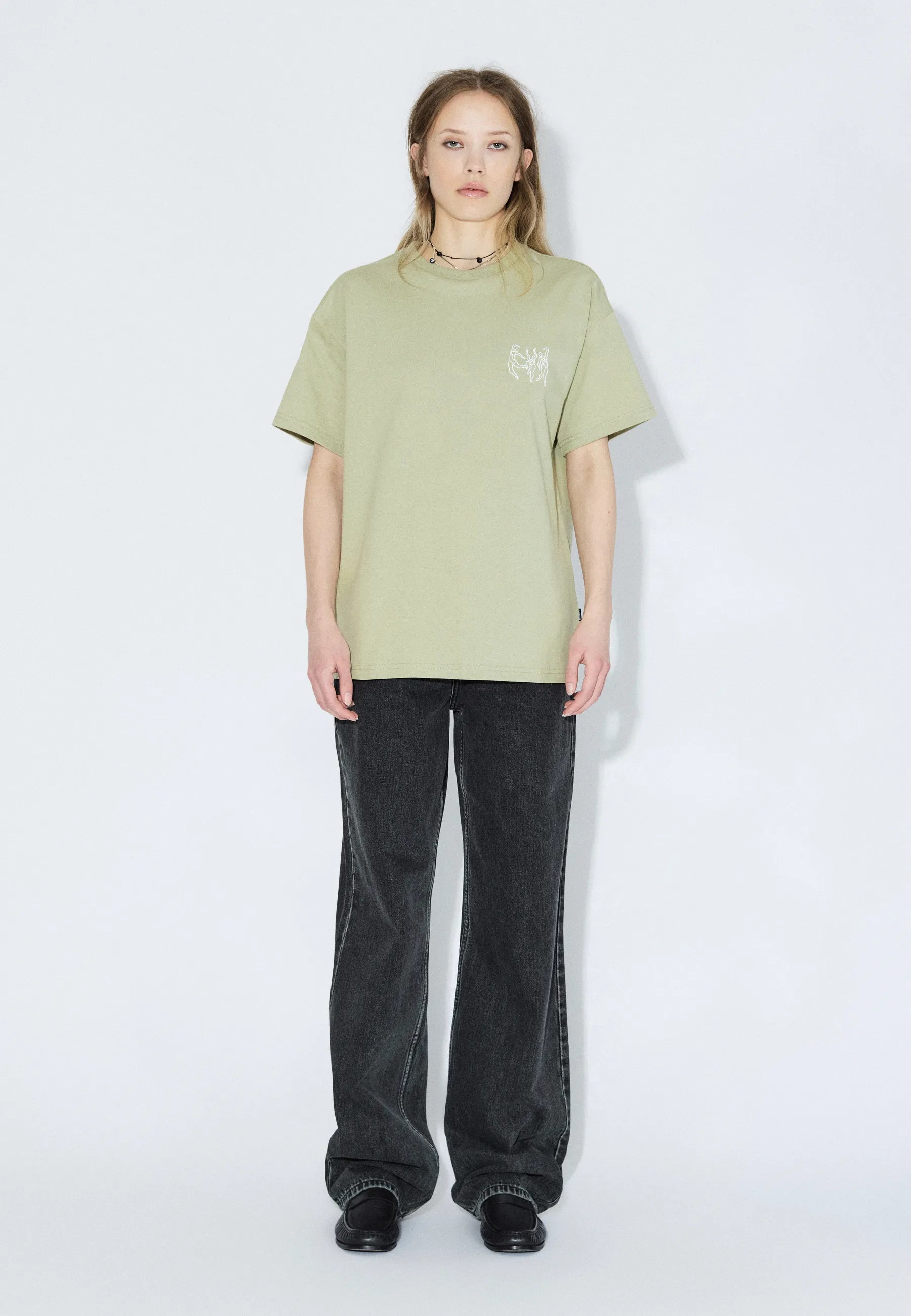 2411115BG6_DrDenim_TrooperTee_LtGreenDance_Main_W1_2