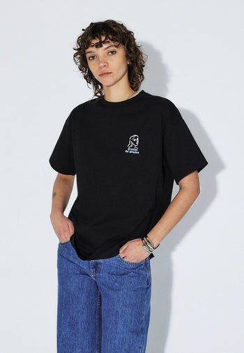 2411115BG7_DrDenim_TrooperTee_BlackDraw_Main_W3_2