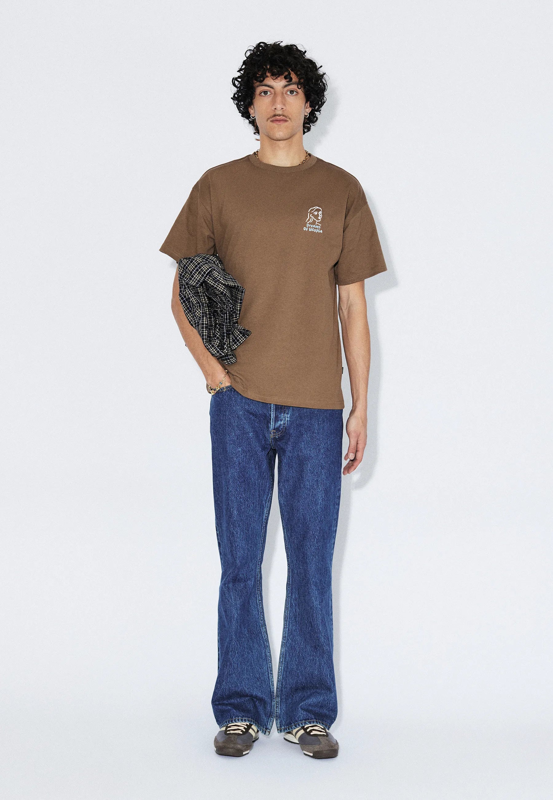 2411115BG8_DrDenim_TrooperTee_BrownDraw_Main_M1_2