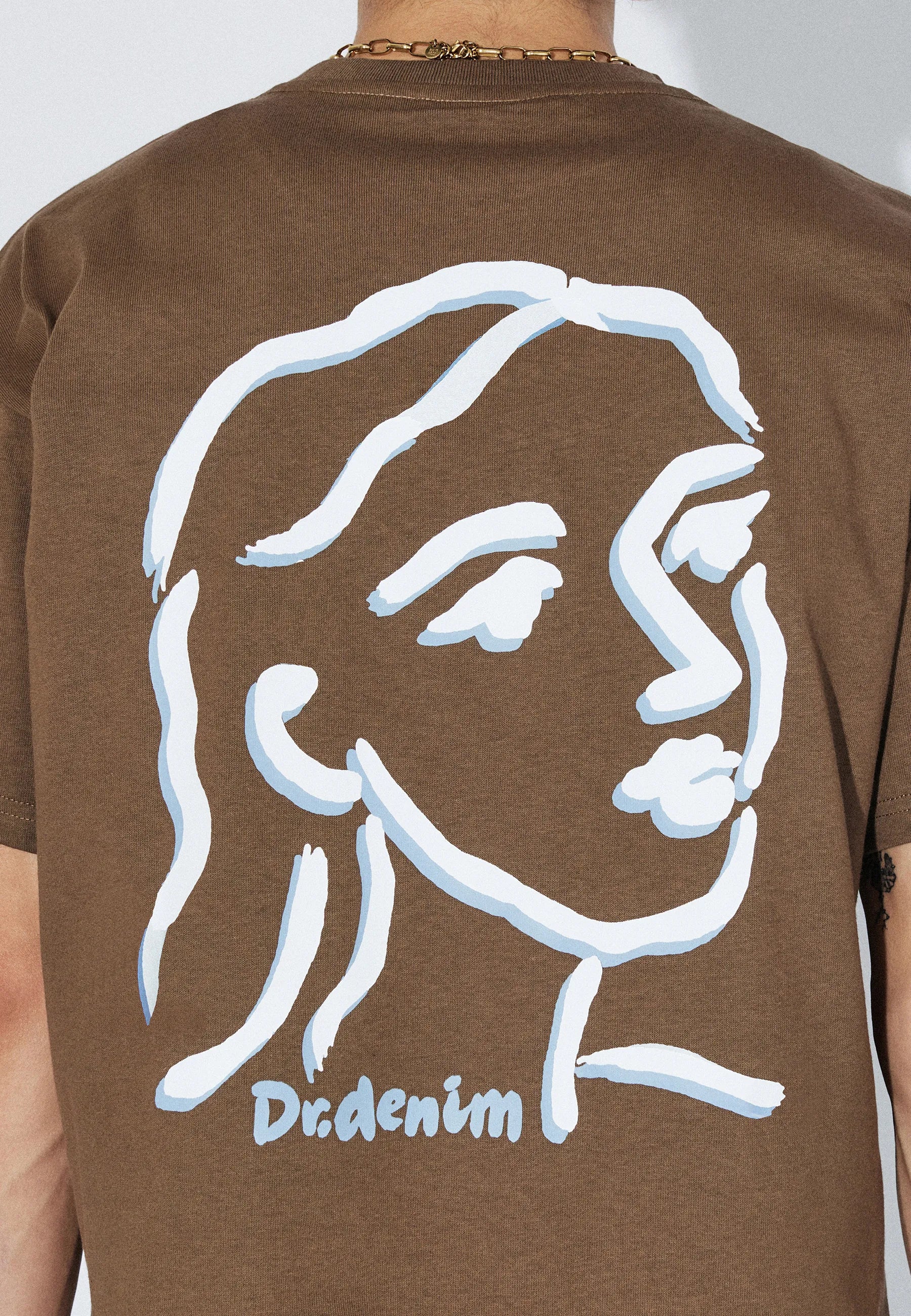 2411115BG8_DrDenim_TrooperTee_BrownDraw_Main_M5_2