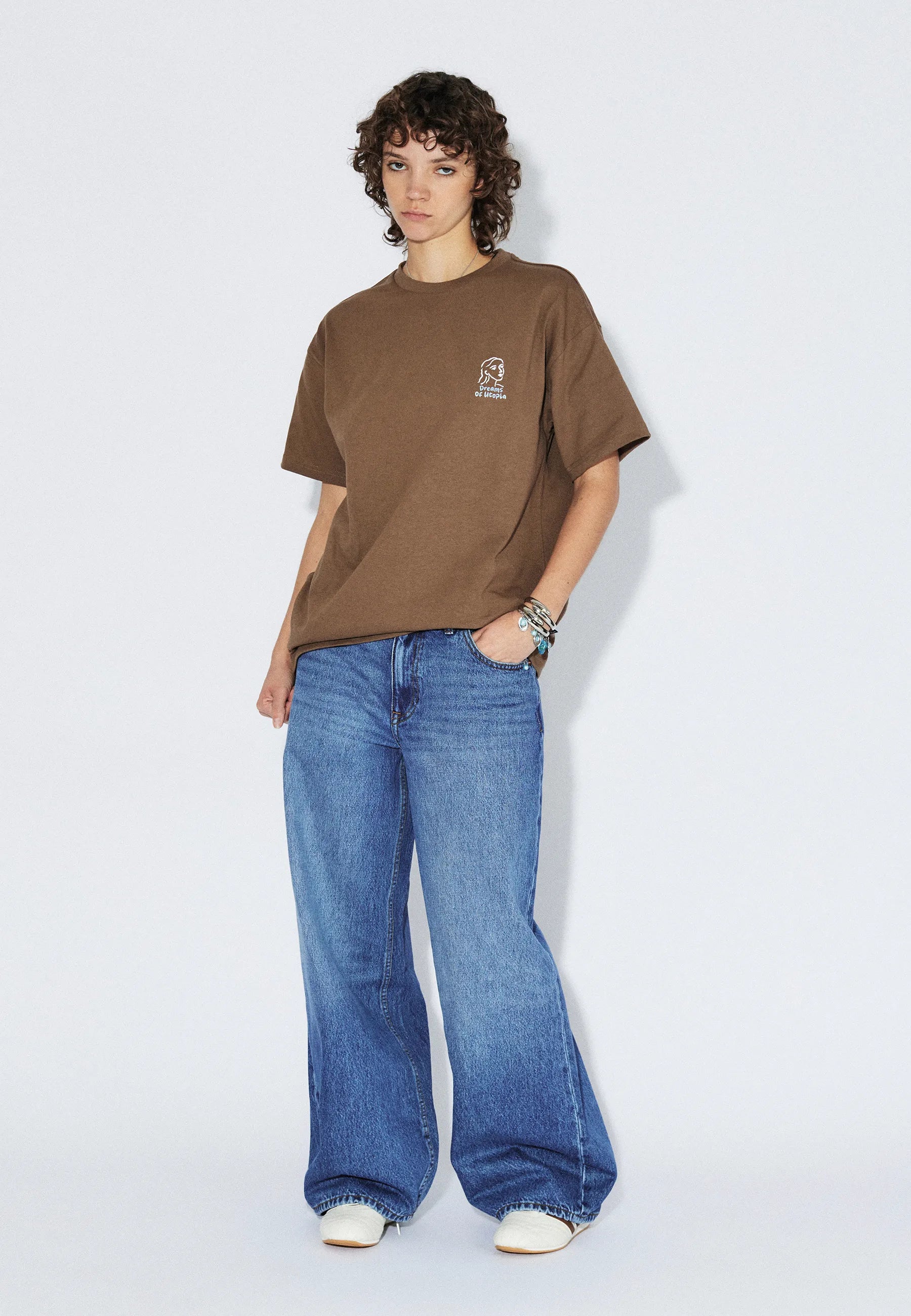 2411115BG8_DrDenim_TrooperTee_BrownDraw_Main_W1_2