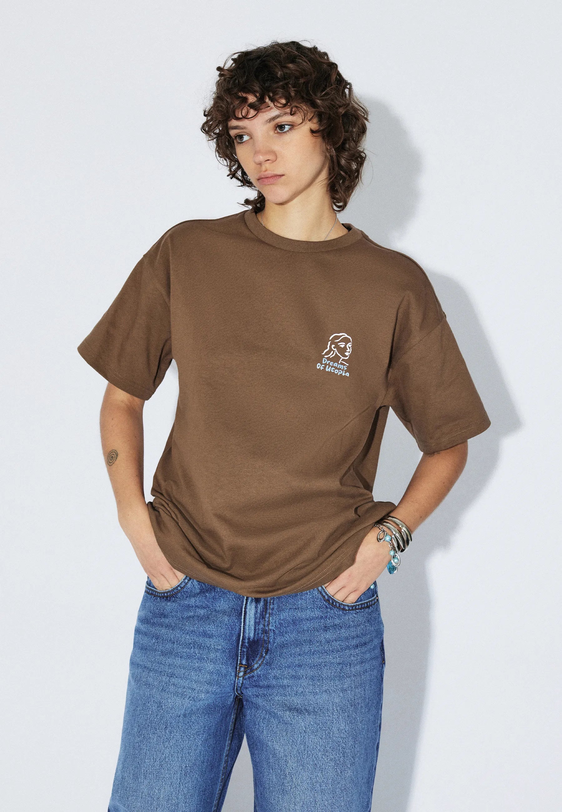 2411115BG8_DrDenim_TrooperTee_BrownDraw_Main_W3_2