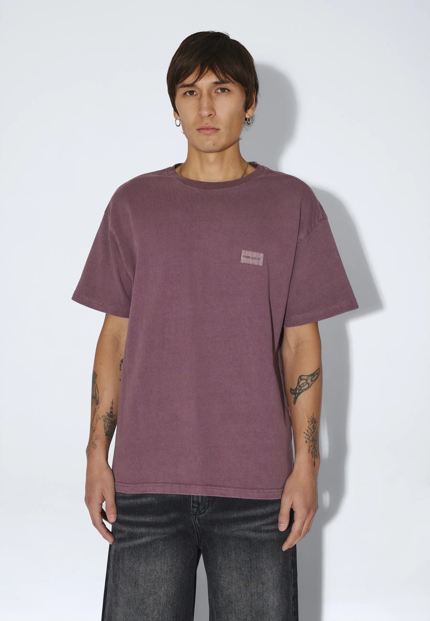 2411115BP2_DrDenim_TrooperTee_AubergineOverdye_main_M3_1