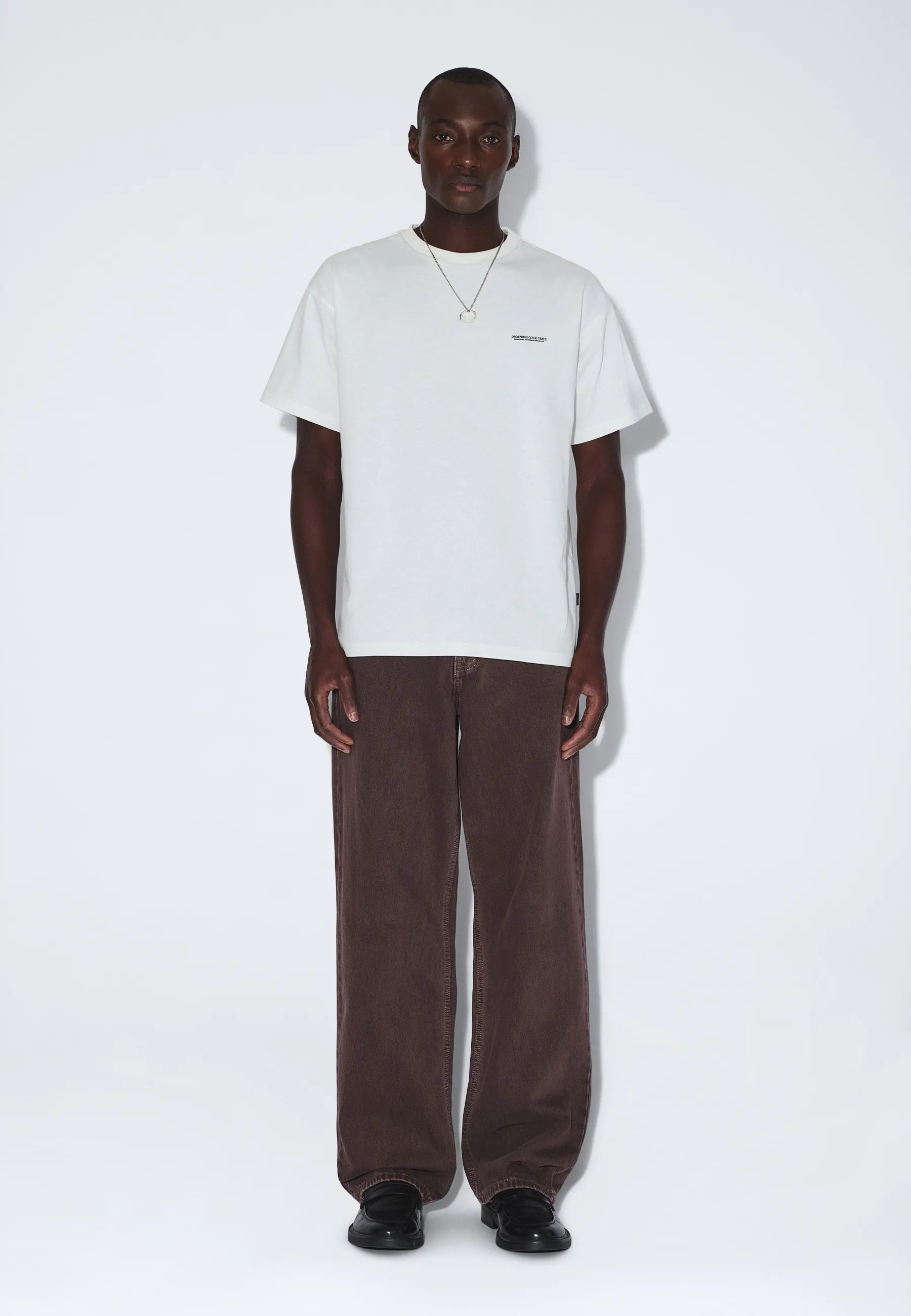 2411115BR6_DrDenim_TrooperTee_OffWhiteBloom_main_M1_1