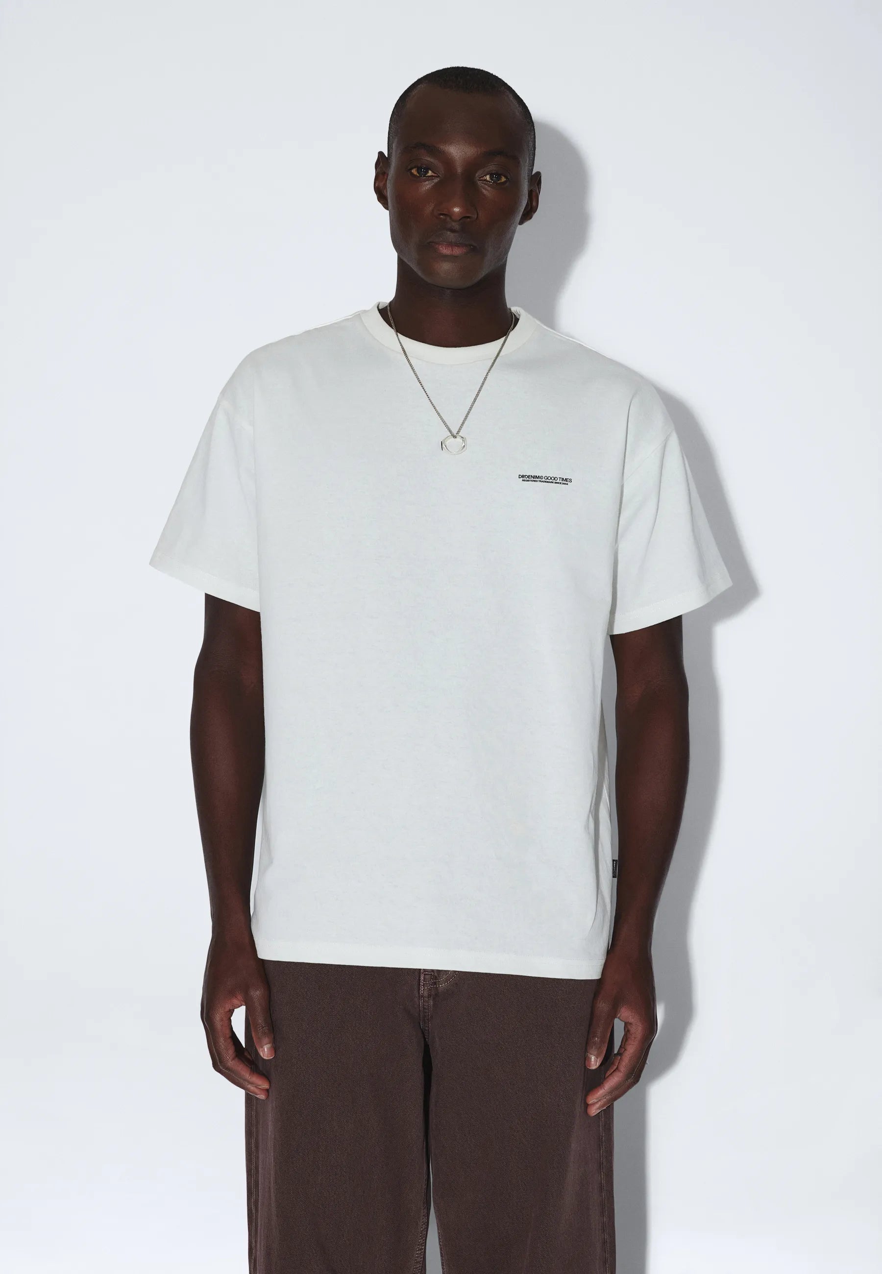 2411115BR6_DrDenim_TrooperTee_OffWhiteBloom_main_M3_1