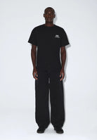 2411115BS6_DrDenim_TrooperTee_BlackTime_main_M1_1