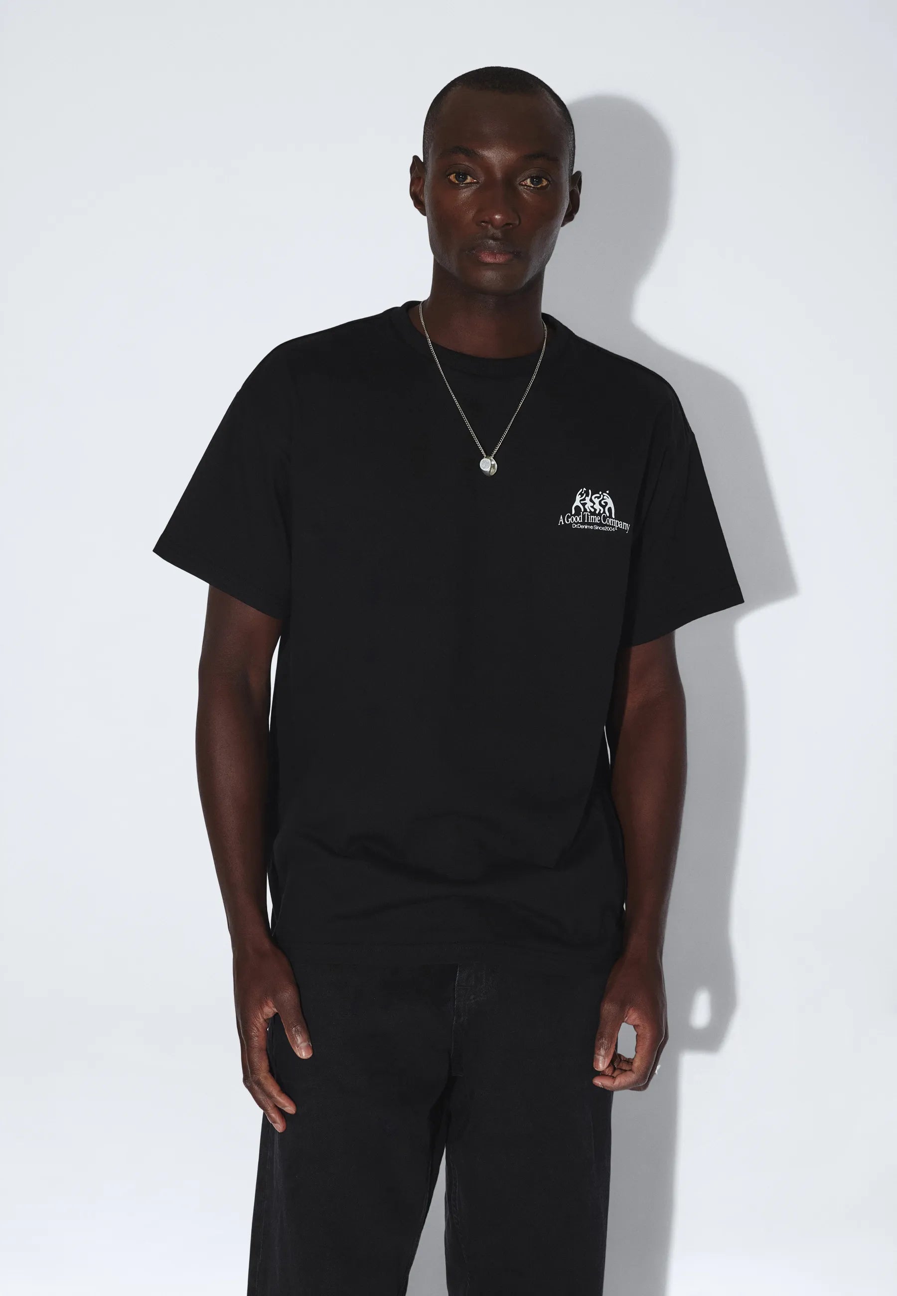 2411115BS6_DrDenim_TrooperTee_BlackTime_main_M3_1