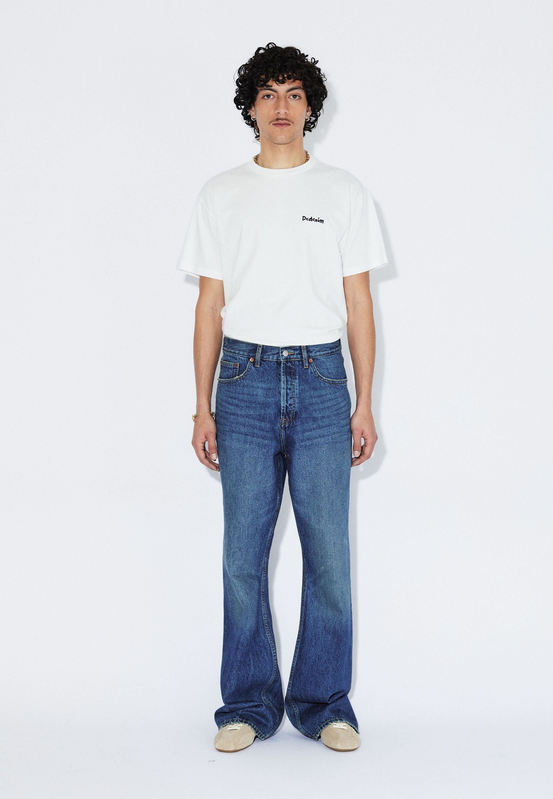 2430107L97_DrDenim_RiftWideBootcut_StreamDarkFadeVintage_Main_M1_1