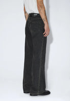 2430107V60_DrDenim_RiftWideBootcut_AgedBlack_main_M4_1