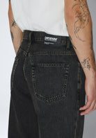 2430107V60_DrDenim_RiftWideBootcut_AgedBlack_main_M5_2