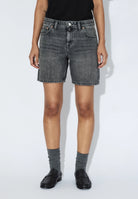 2430112184_DrDenim_HillShorts_MidGreyUsed_Main_W3_1