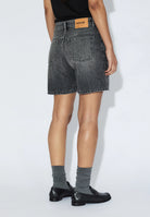 2430112184_DrDenim_HillShorts_MidGreyUsed_Main_W4_1