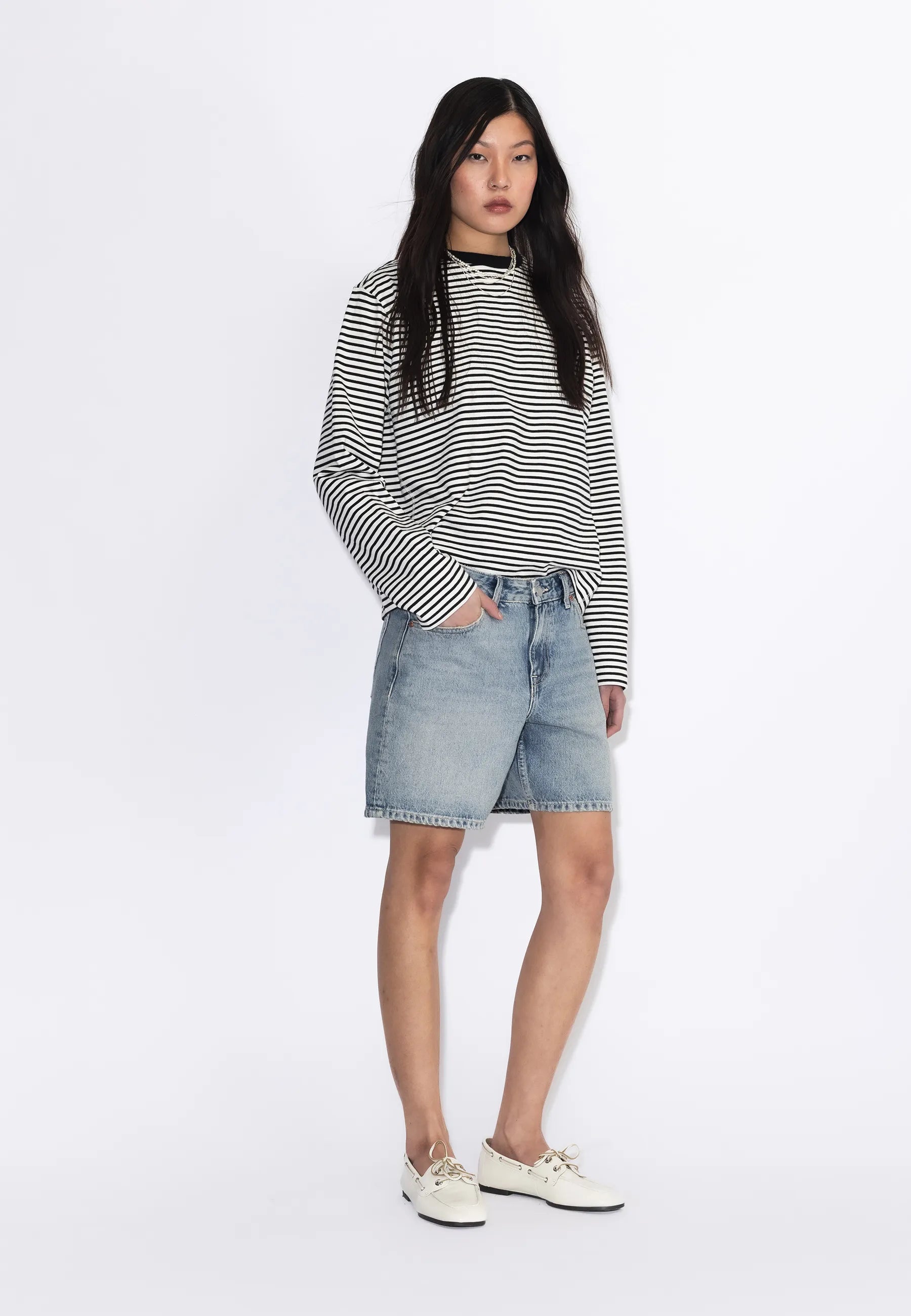 2430112M01_DrDenim_HillShorts_DriftLightUsed_Main_W1_2