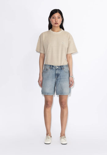 2430112M01_DrDenim_HillShorts_DriftLightUsed_Main_W1_4