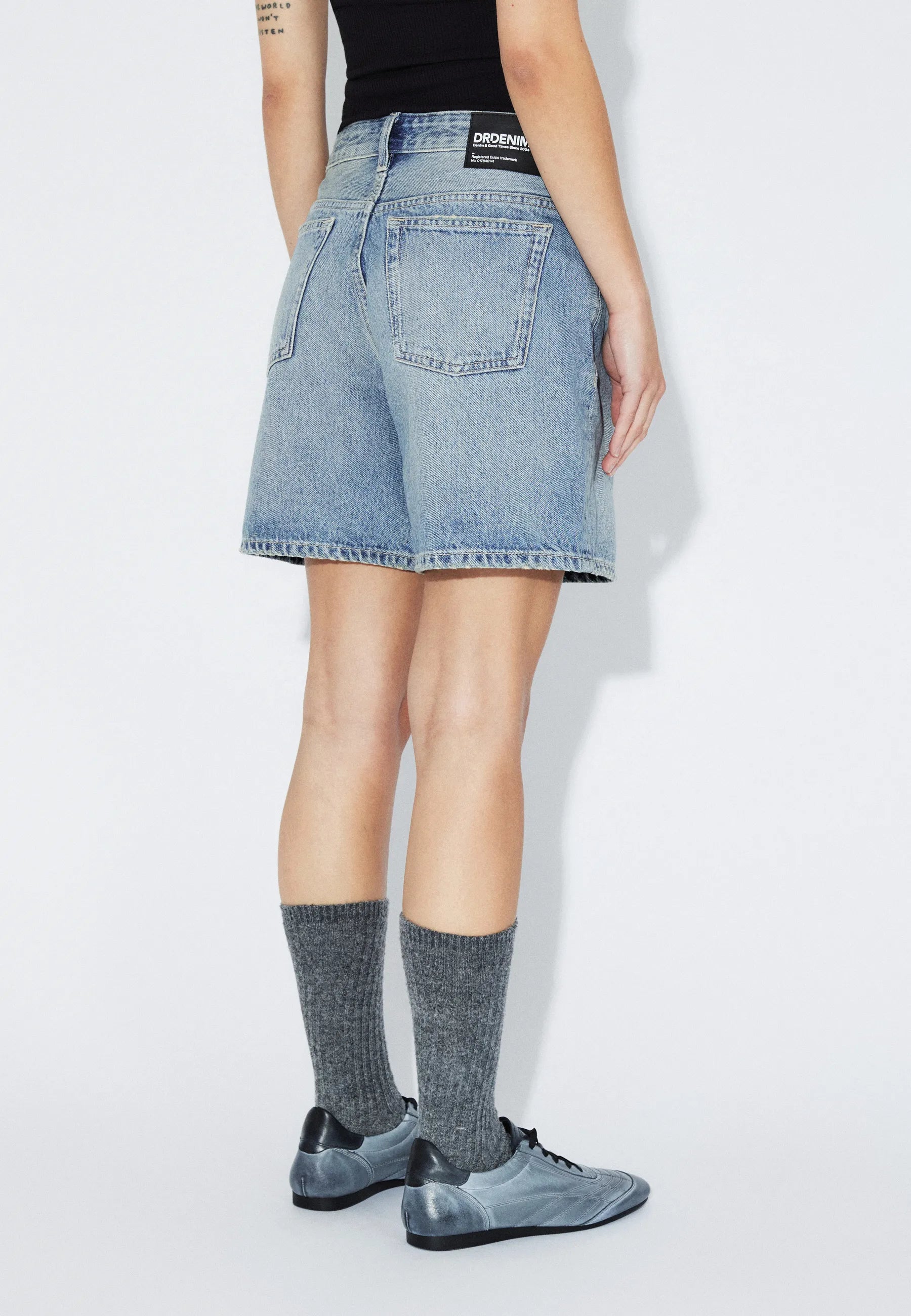 2430112M01_DrDenim_HillShorts_DriftLightUsed_Main_W4_1