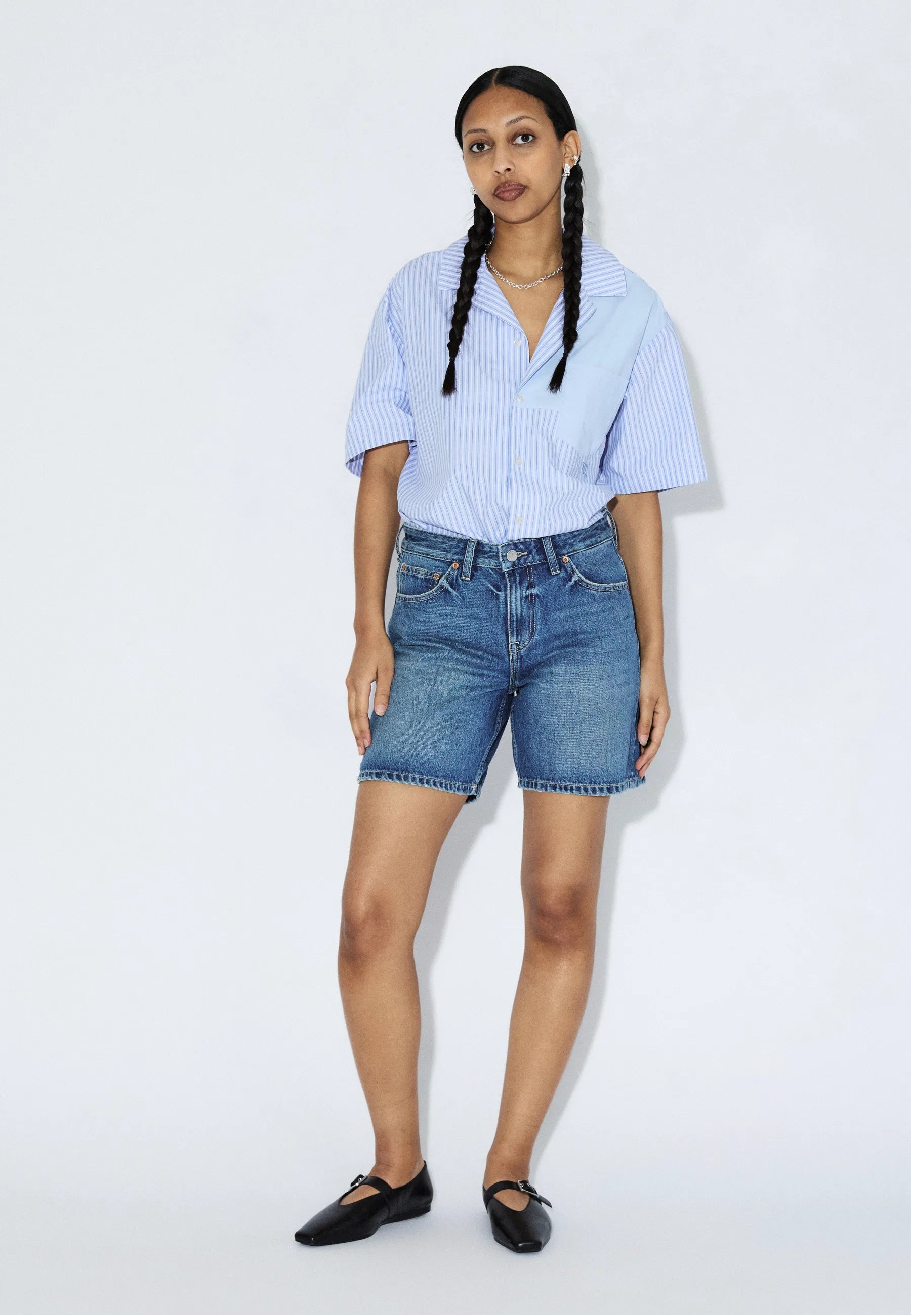 2430112M06_DrDenim_HillShorts_DriftMidUsed_Main_W1_2