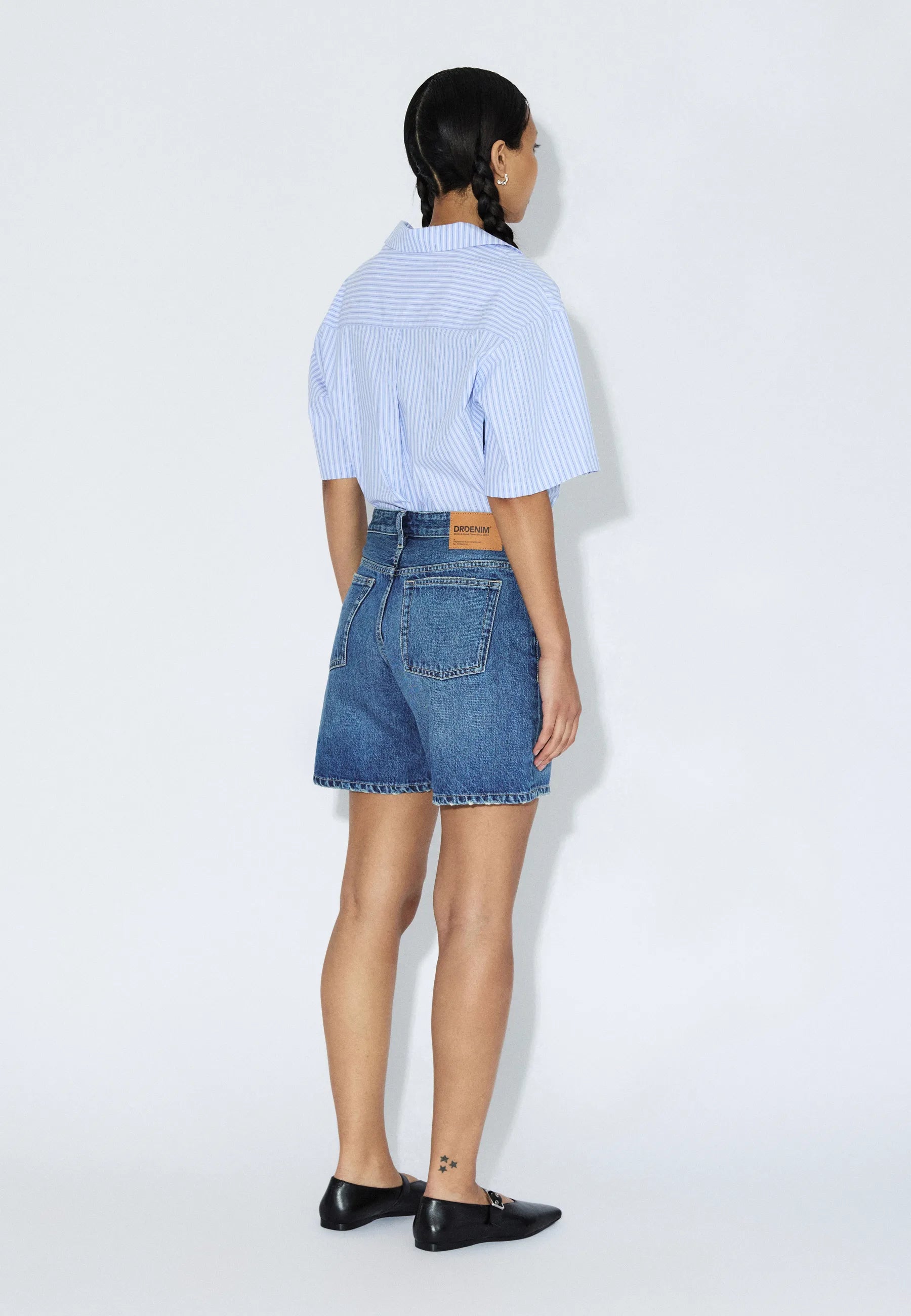 2430112M06_DrDenim_HillShorts_DriftMidUsed_Main_W2_1
