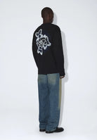 2431103BO4_DrDenim_CaidenLongsleeve_BlackCircleFlower_main_M2_1