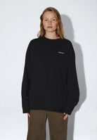 2431103BO4_DrDenim_CaidenLongsleeve_BlackCircleFlower_main_W3_1