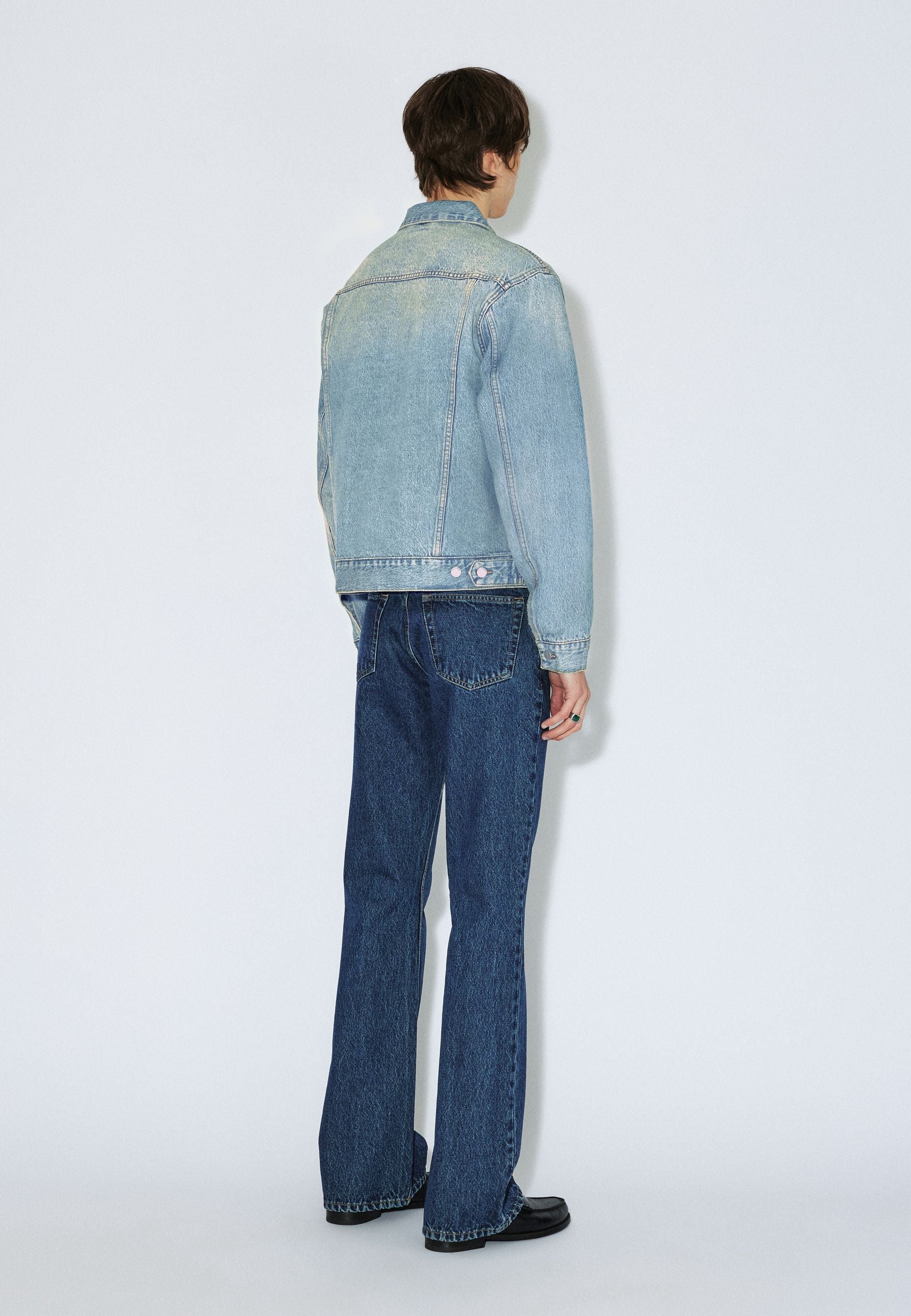 2431104L95_DrDenim_JoeyTruckerJacket_StreamSkyAged_Main_M2_1