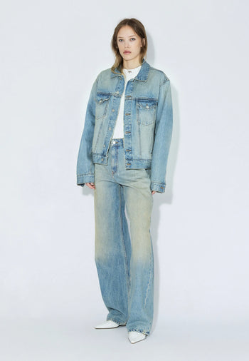 2431104L95_DrDenim_JoeyTruckerJacket_StreamSkyAged_Main_W1_2