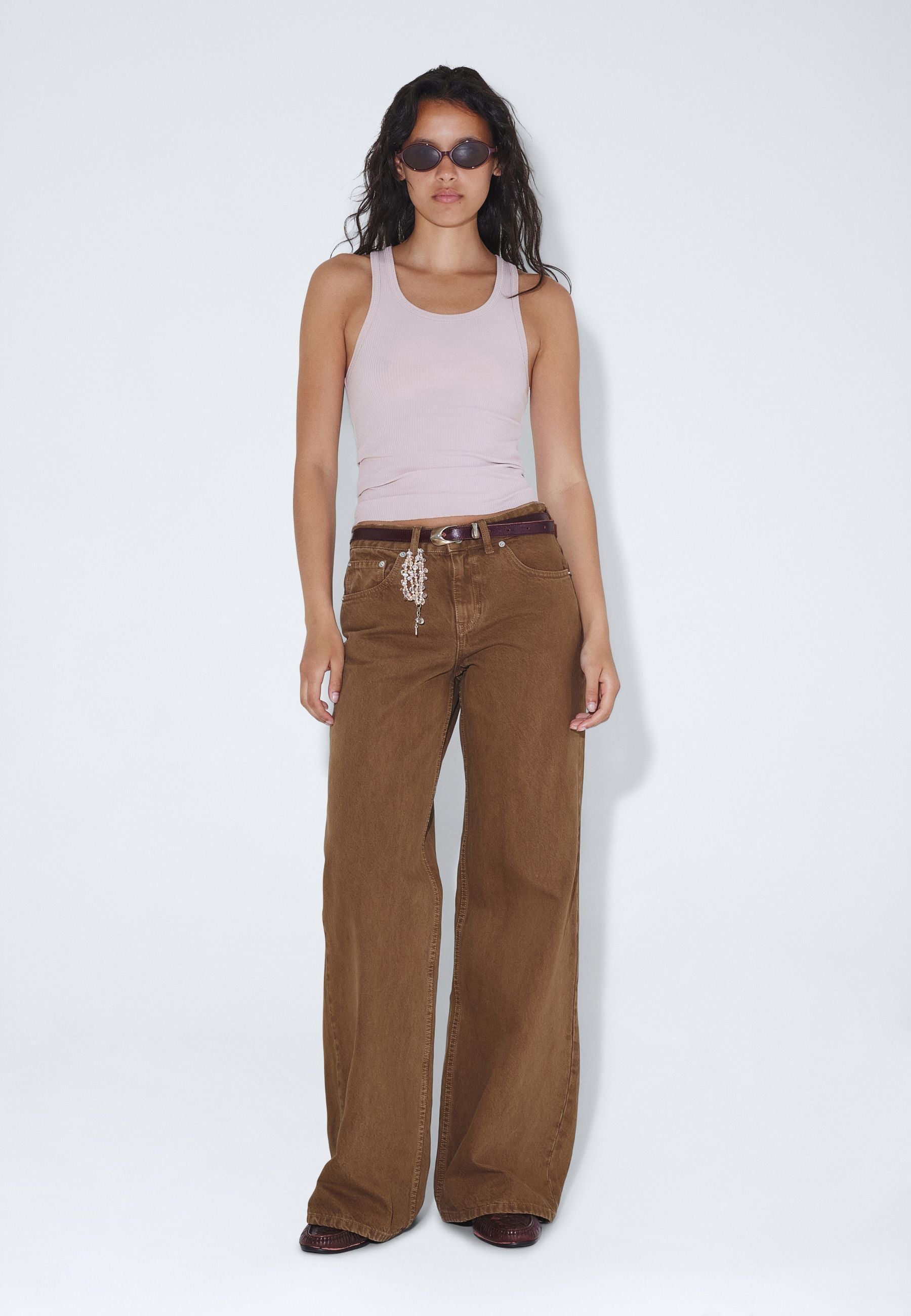2510101596_DrDenim_RhueLowWide_WashedTeak_Main_W1_1