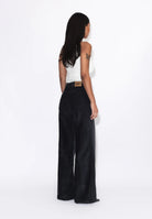 2510101BM8_DrDenim_RhueLowWide_WashedBlackShadeCord_Main_W2_1