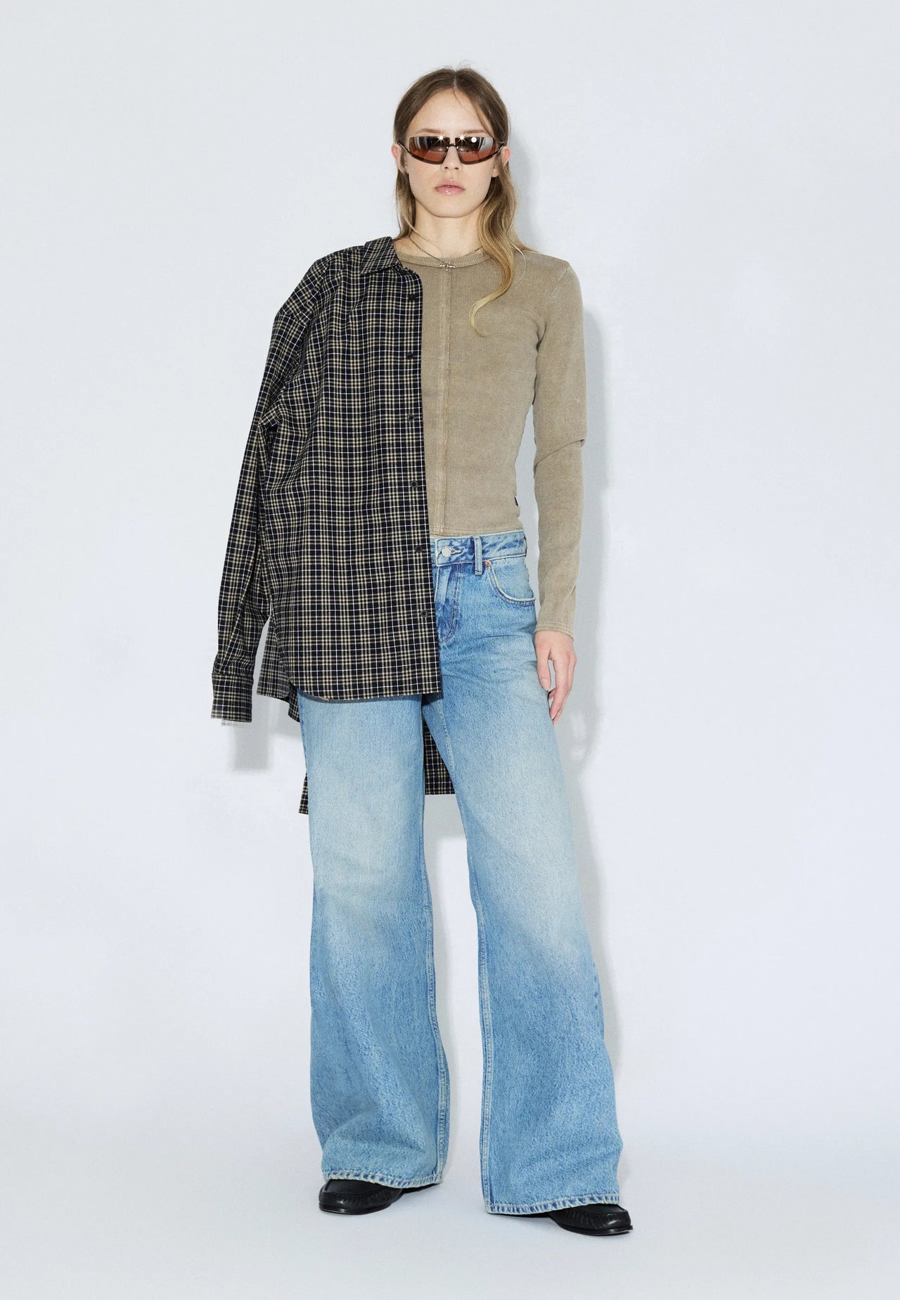 2510101M02_DrDenim_RhueLowWide_DriftSkyUsed_Main_W1_1