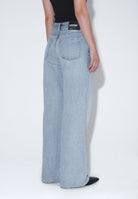 2510101M08_DrDenim_RhueLowWide_DriftPaleUsed_Main_W4_1