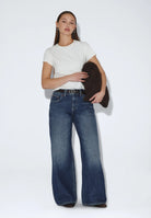 2510101M13_DrDenim_RhueLowWide_DriftDarkUsed_main_W1_4