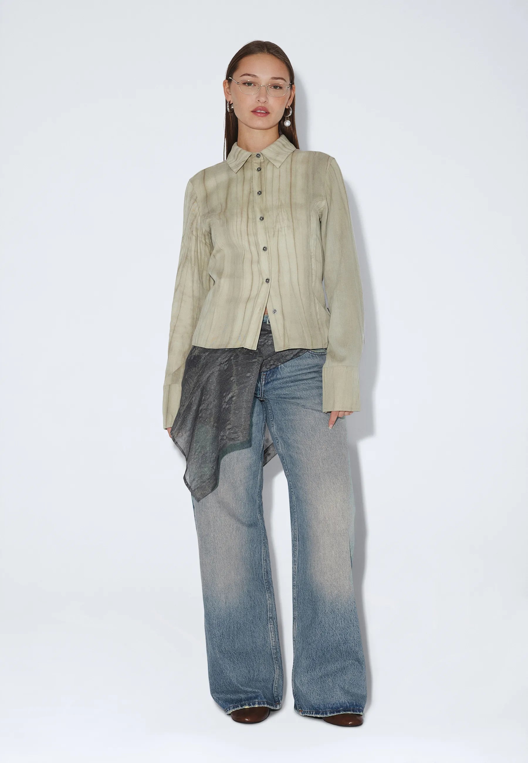 2510101M15_DrDenim_RhueLowWide_StreamSkyFadeVintage_main_W1_3
