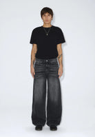 2530101034_DrDenim_CormacBaggy_BlackSpray_main_M1_1