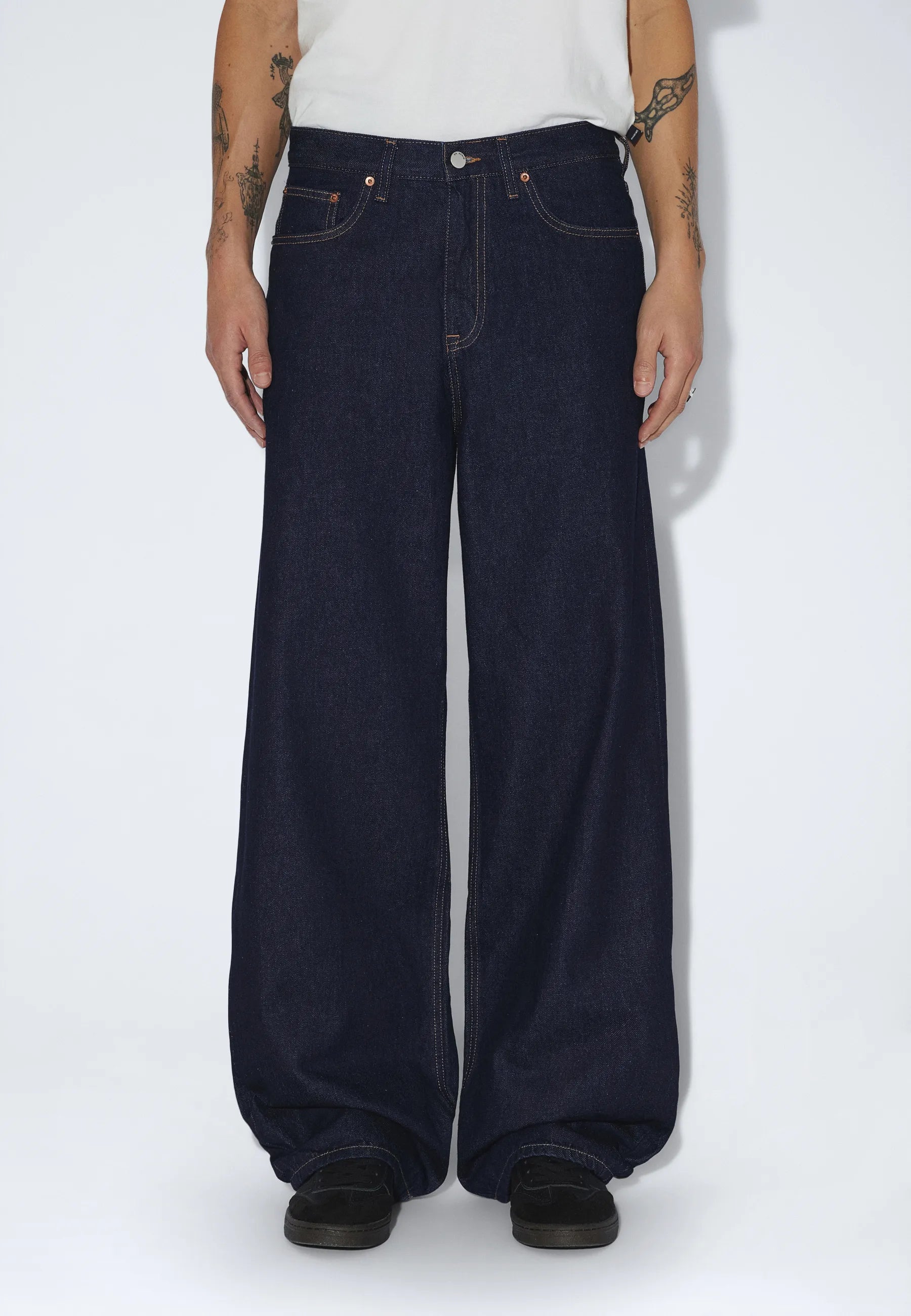 2530101K62_DrDenim_CormacBaggy_StreamRinse_main_M3_1