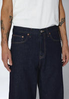 2530101K62_DrDenim_CormacBaggy_StreamRinse_main_M5_1