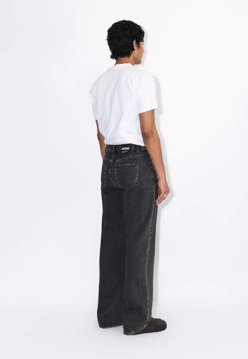 2530101V60_DrDenim_CormacBaggy_AgedBlack_Main_M2_1