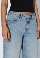 2530104M01_DrDenim_DaceMidWideCapri_DriftLightUsed_Main_W5_1