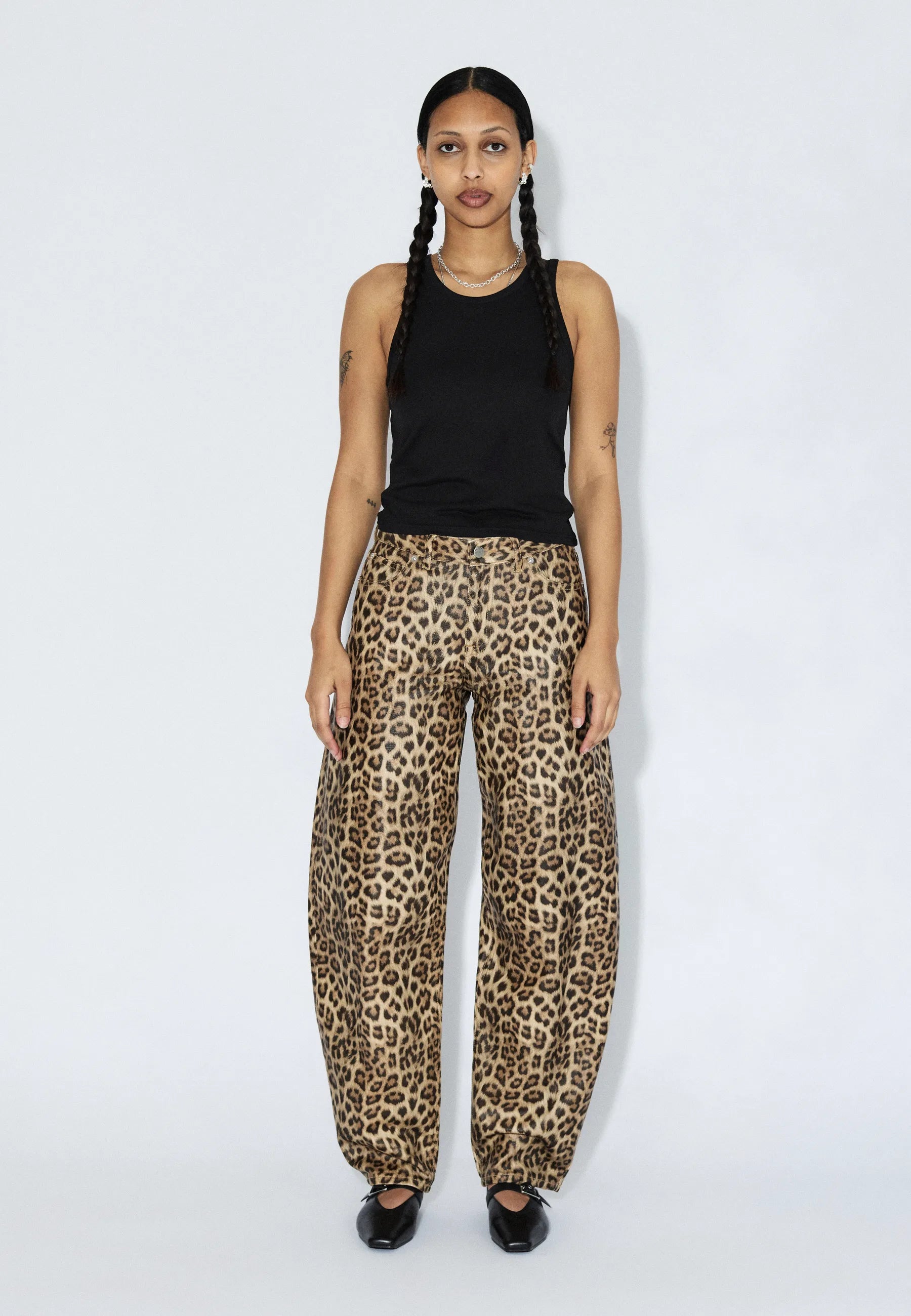 2530105808_DrDenim_NanciMidBarrel_Leopard_Main_W1_1