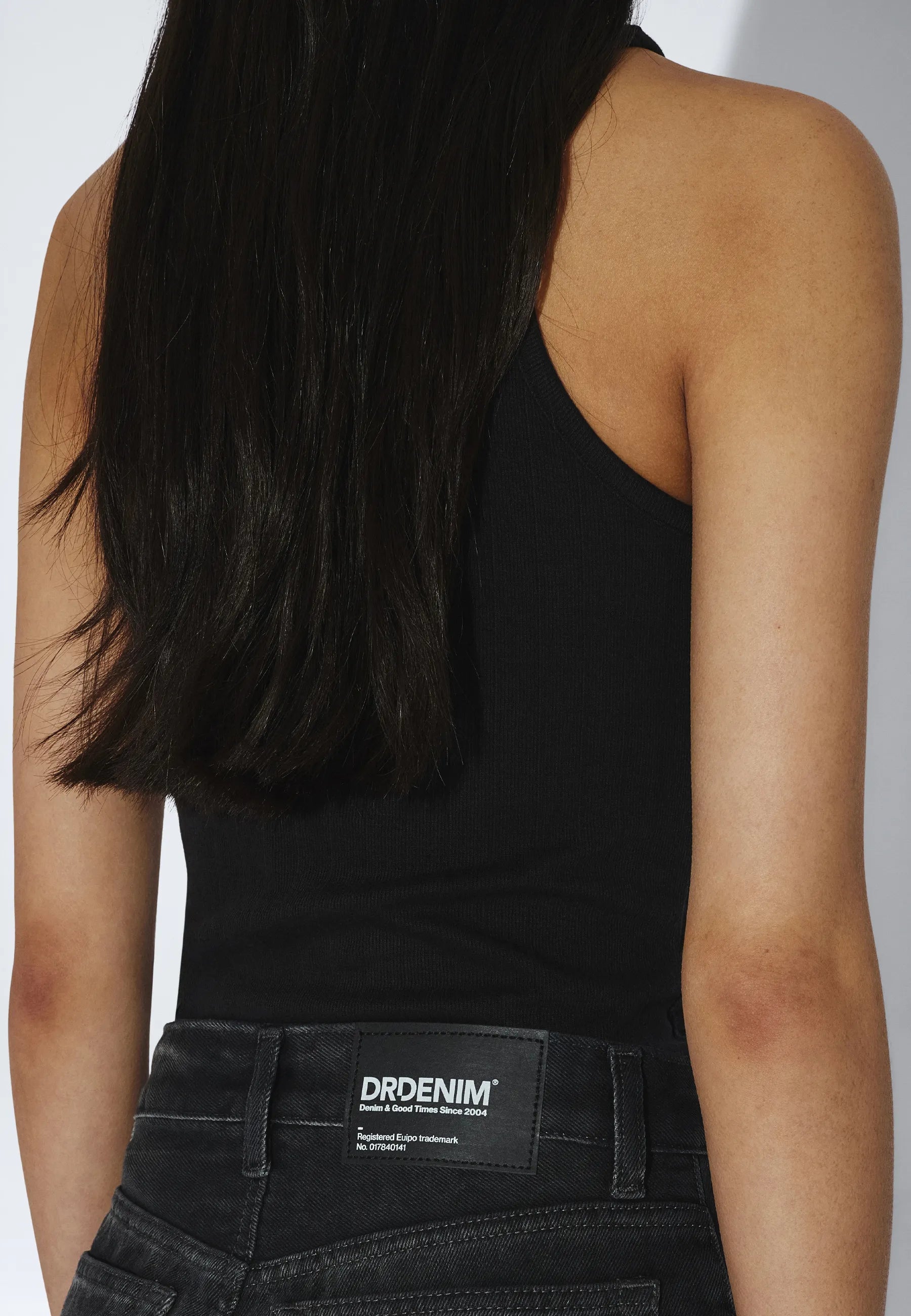 2530105869_DrDenim_NanciMidBarrel_BlackLeopard_main_W5_1