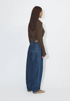 2530105J53_DrDenim_NanciMidBarrel_NovaDarkRetro_Main_W2_1