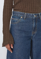 2530105J53_DrDenim_NanciMidBarrel_NovaDarkRetro_Main_W5_1