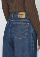 2530105J53_DrDenim_NanciMidBarrel_NovaDarkRetro_Main_W5_2