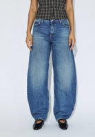 2530105M06_DrDenim_NanciMidBarrel_DriftMidUsed_Main_W3_1