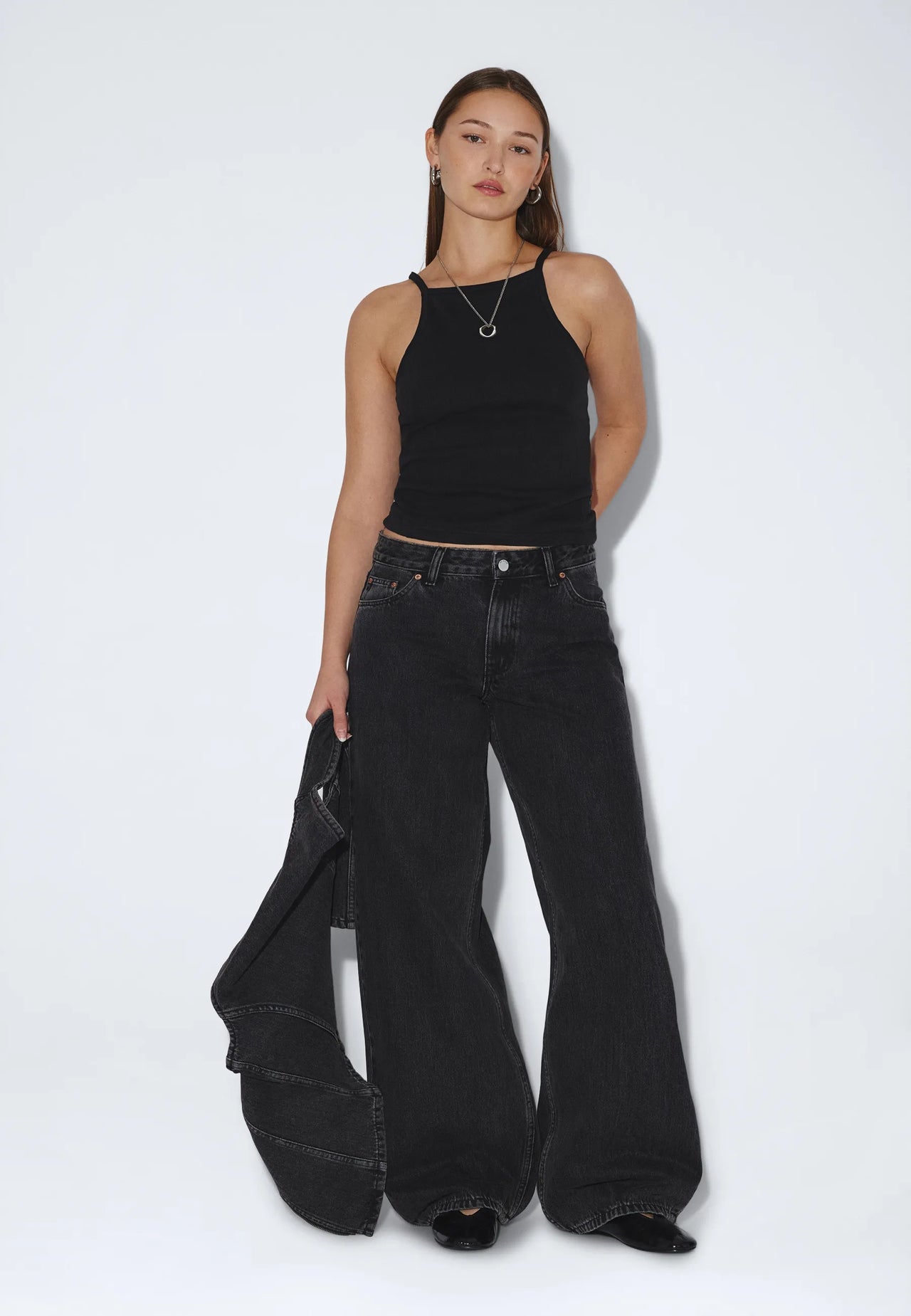 2530107A58_DrDenim_AryLowBaggy_RetroBlack_main_W1_2