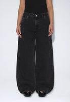 2530107A58_DrDenim_AryLowBaggy_RetroBlack_main_W3_1