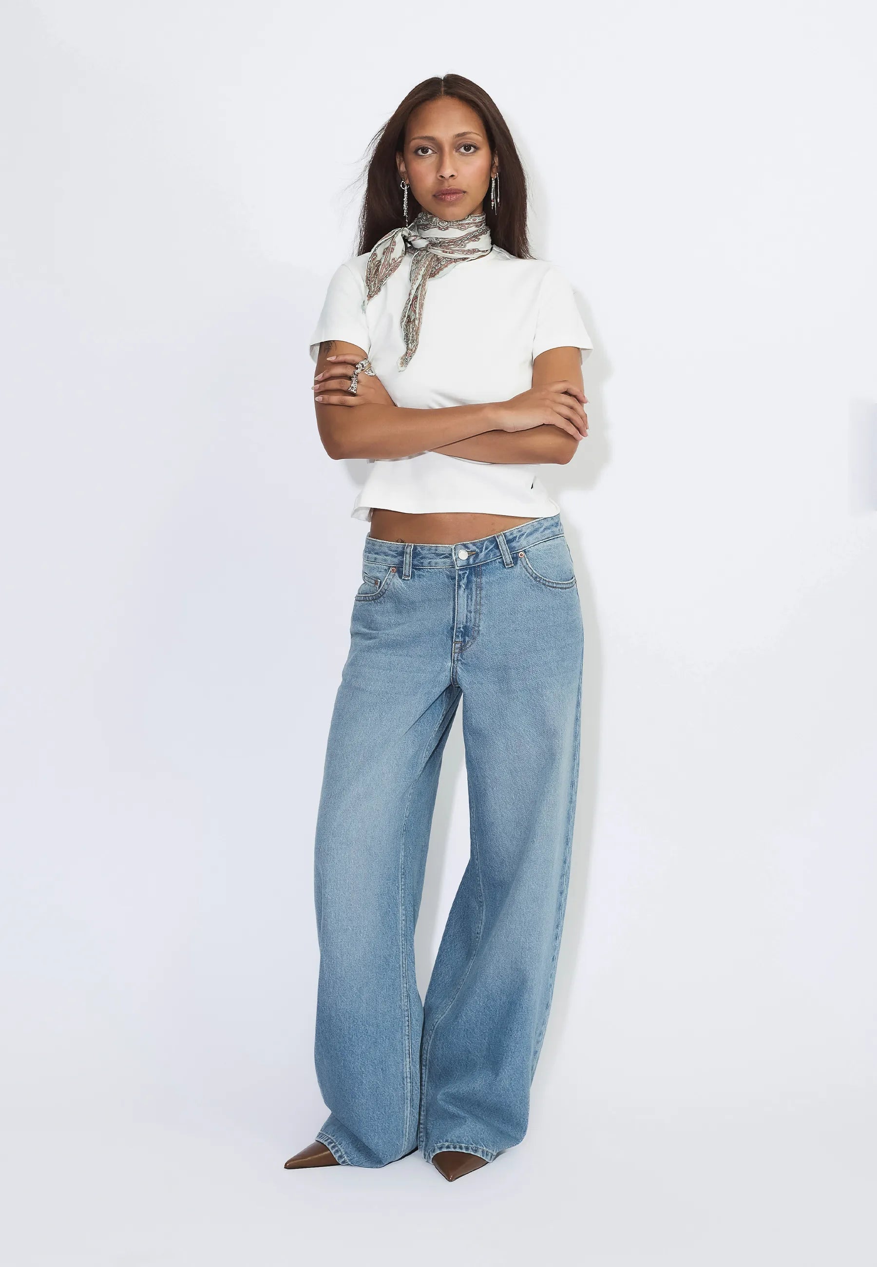 2530107J57_DrDenim_AryLowBaggy_NovaSkyUsed_Main_W1_2