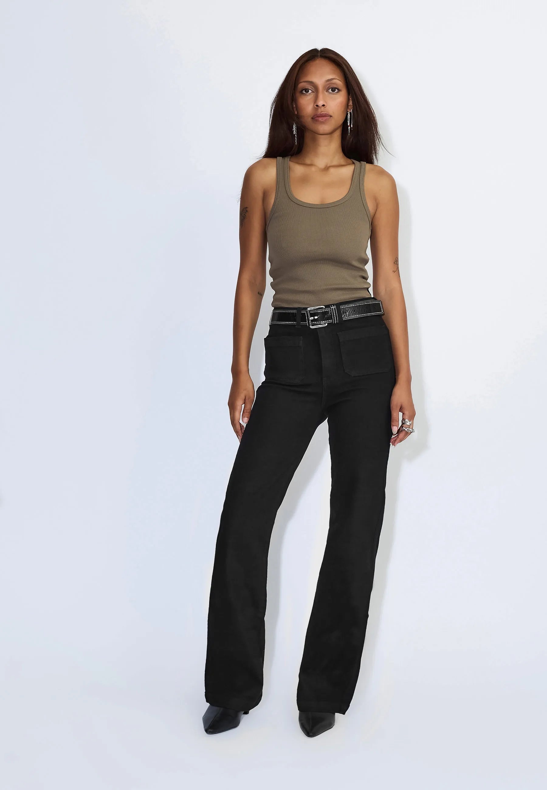 2530108099_DrDenim_MoxyHighStraightPatchPocket_SolidBlack_Main_W1_2