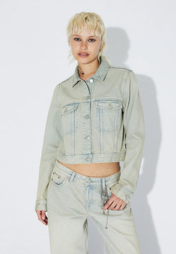 2531102M12_DrDenim_BeckyJacket_StreamLightSand_Main_W3_2