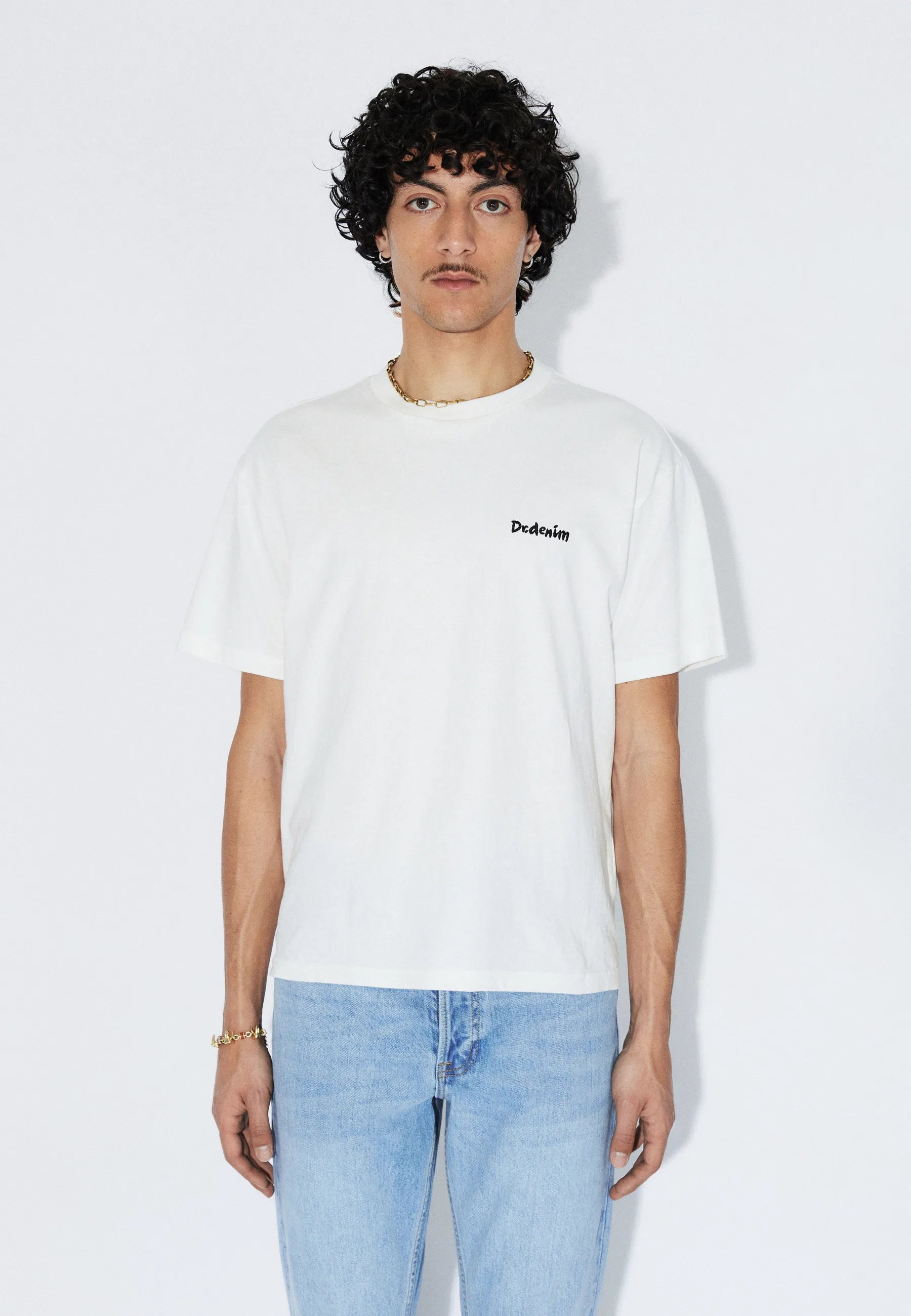 2531110BG9_DrDenim_BaceTee_OffWhiteBrush_Main_M3_1