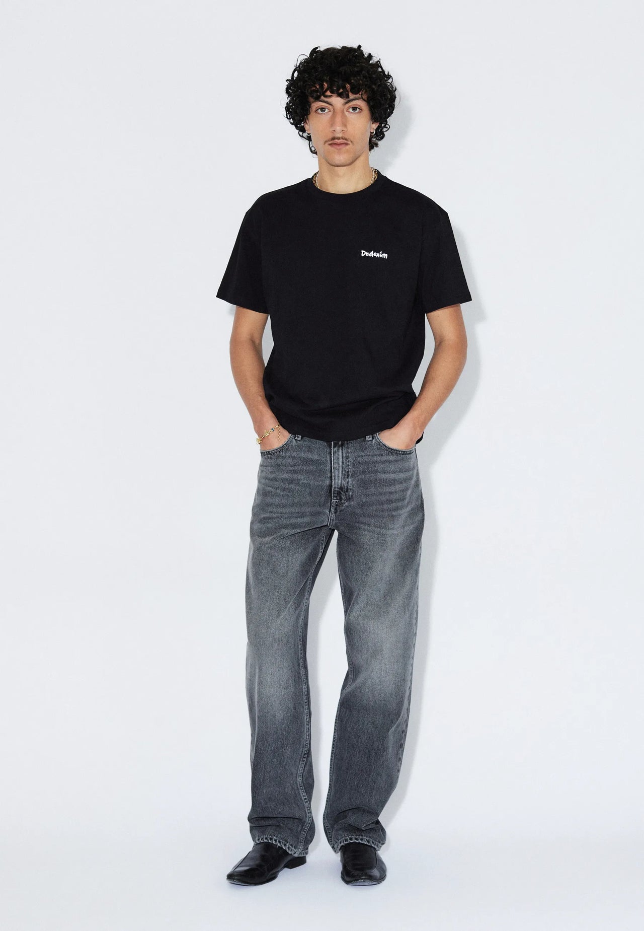 2531110BJ1_DrDenim_BaceTee_BlackBrush_Main_M1_2