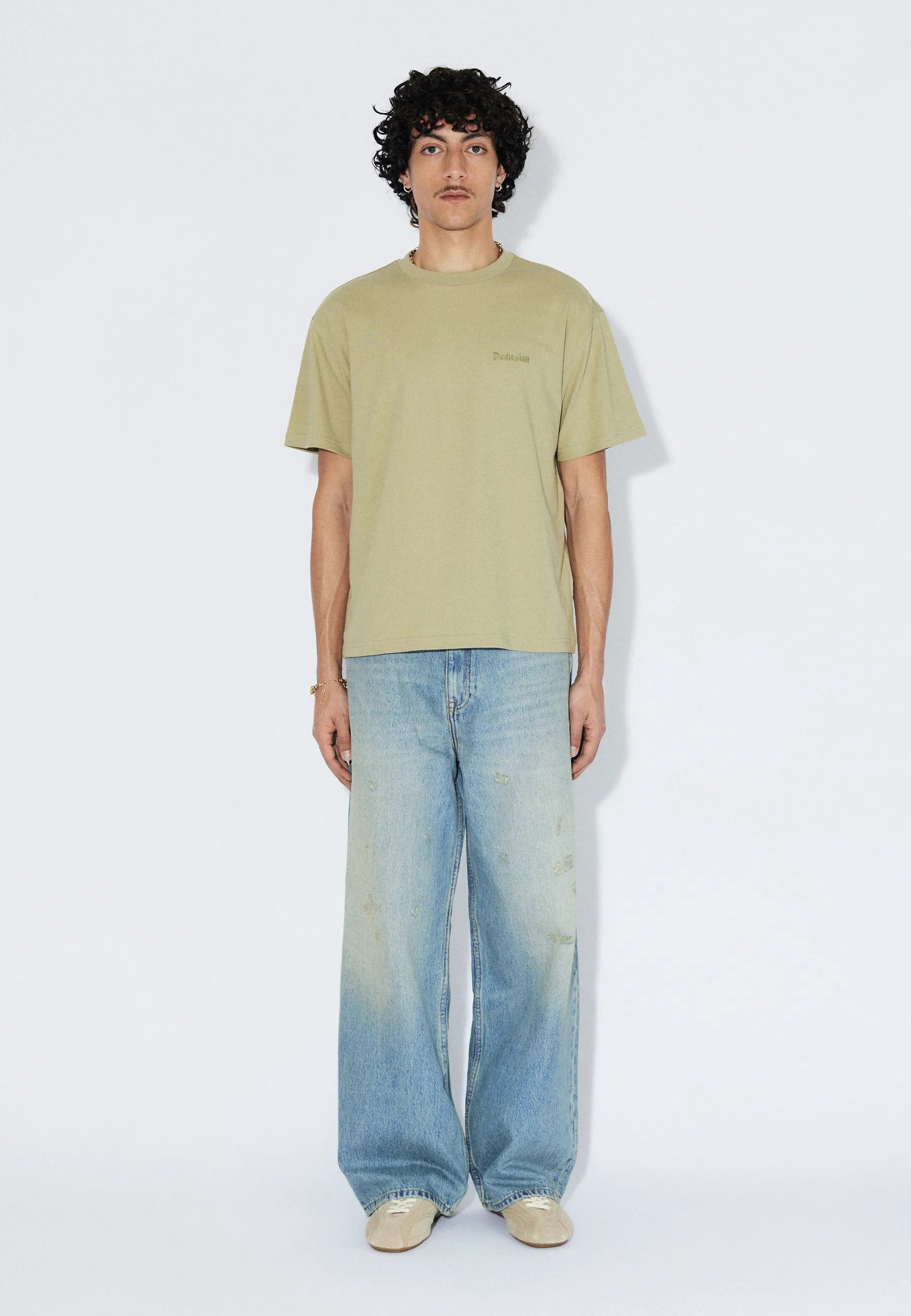 2531110BJ2_DrDenim_BaceTee_LtGreenBrush_Main_M1_1